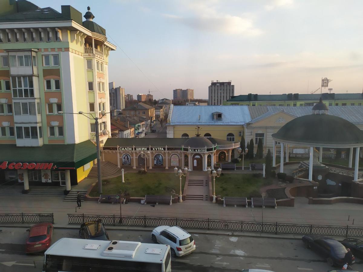 Апартаменти Світлий Ранок Та Затишний Вечір Rivne Exterior photo